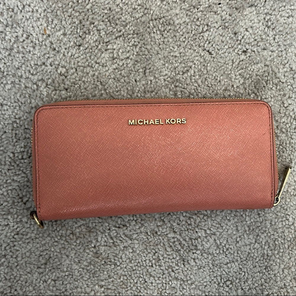Michael Kors Pink Wallet